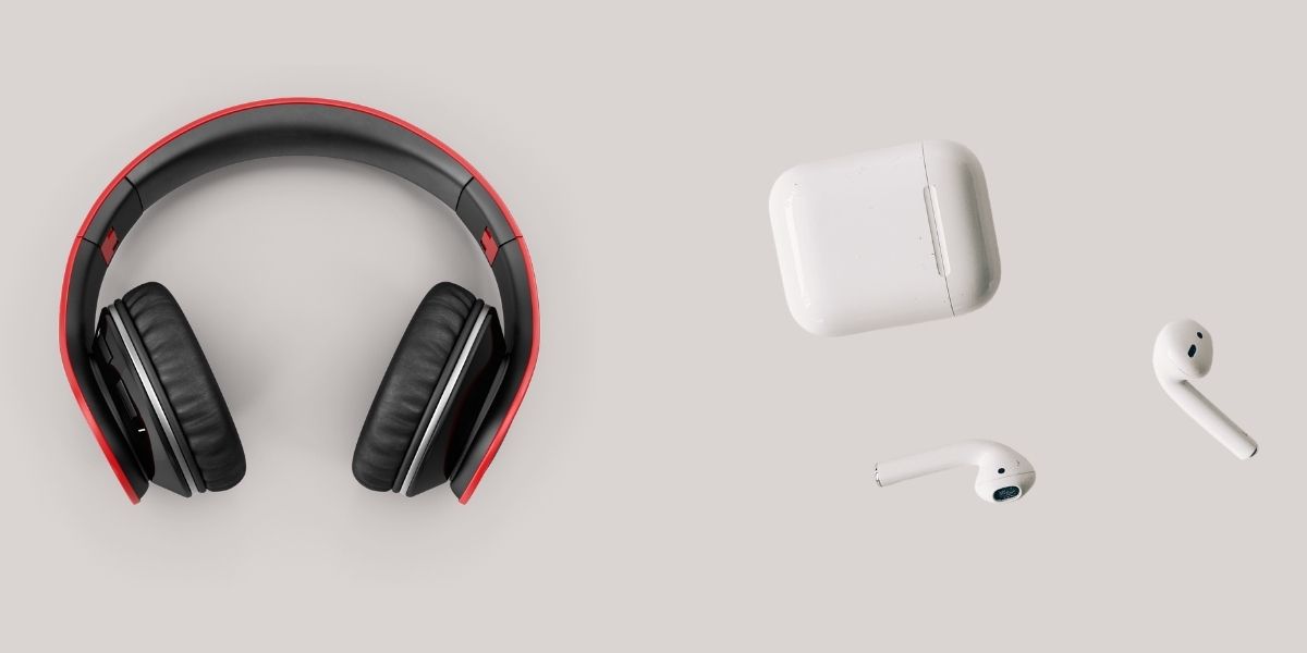 Bluetooth Headphones vs. True Wireless Earbuds: A Comprehensive Comparison